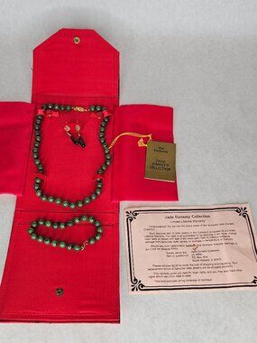 Jade Dynasty Collection 3 Piece Beaded Necklace Bracelet Earrings Set with Case